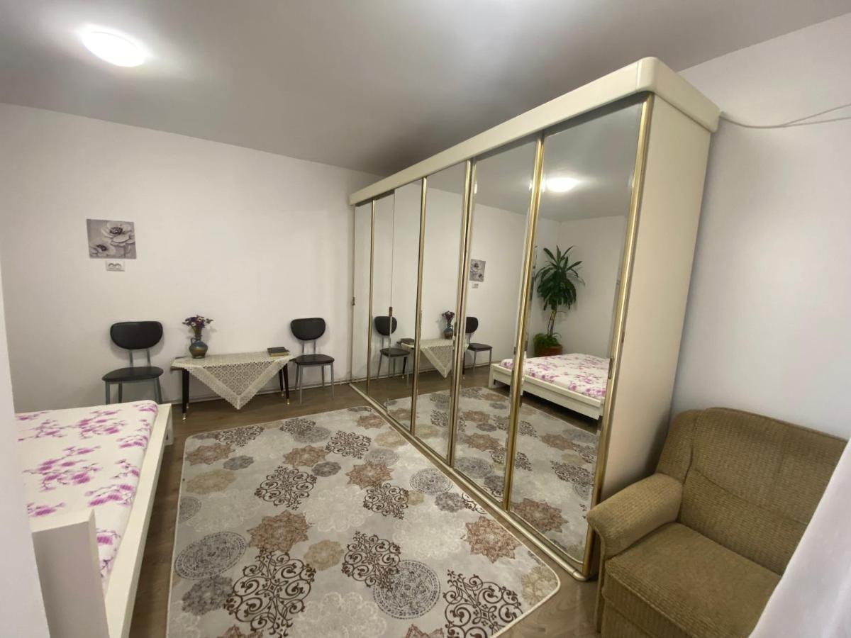 אורדאה Ardelean Apartment מראה חיצוני תמונה